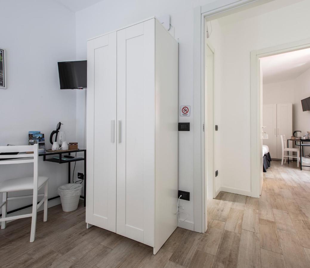 La Casa Del Sarto - Rooms And Apartments Lecco Eksteriør bilde